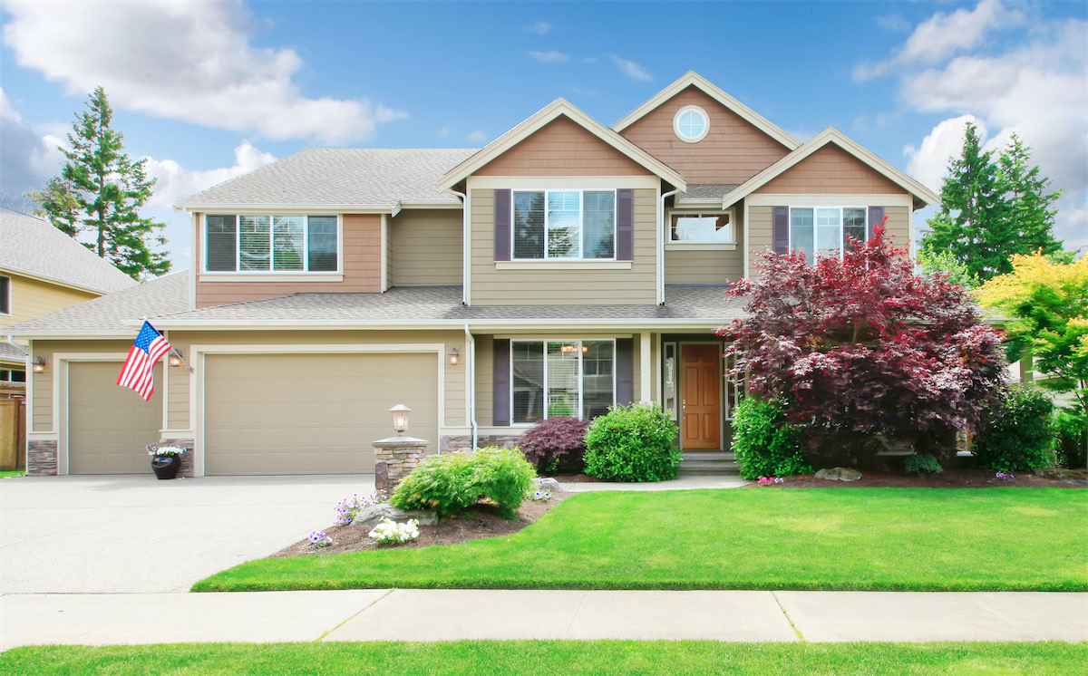 Vinyl Siding - Central MA - Solid State Construction