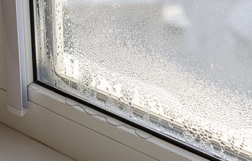 https://www.solidstateconstruction.com/wp-content/uploads/2022/02/common-causes-of-window-condensation-1000x640.jpg
