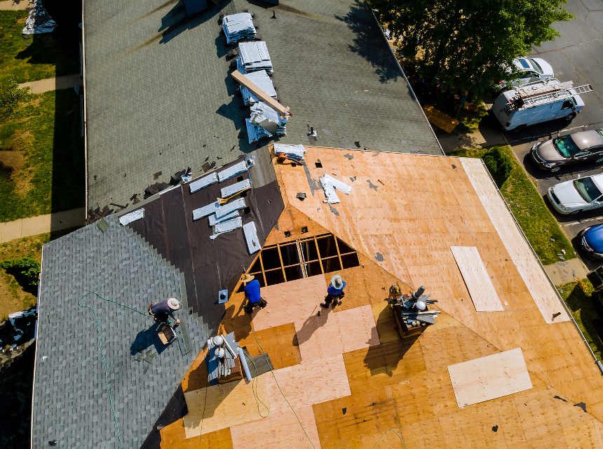 https://www.solidstateconstruction.com/wp-content/uploads/2022/07/roof-replacement-project-in-central-ma-860x640.jpg