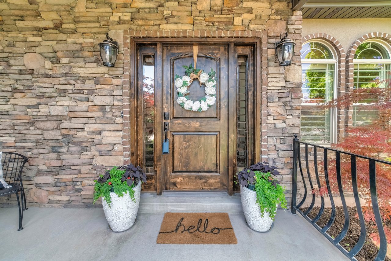 Tips For Selecting The Right Boston, MA Entry Door Style