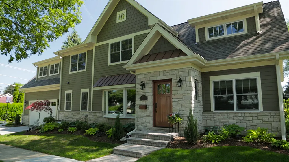 Discover exceptional James Hardie siding installation and replacement services in Carlisle, MA, with Solid State Construction. Get in touch with us today!
