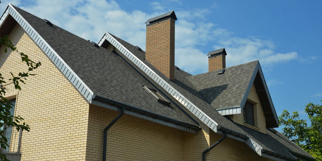 https://www.solidstateconstruction.com/wp-content/uploads/2023/06/Quality-Residential-Asphalt-Roofing-Bedford-MA-1280x640.jpg